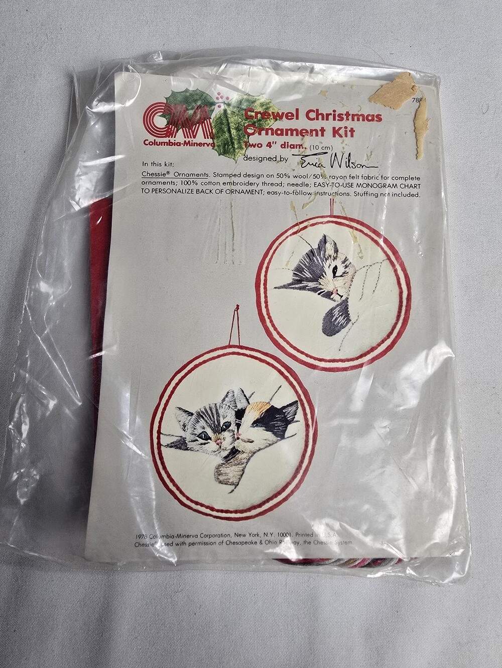 Vtg 1978 Columbia Minerva Crewel Chessie Cat Christmas Ornament Kit Needlepoint